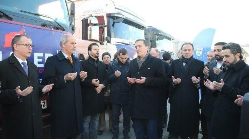 Suriye&rsquo;ye Yakacak Ve Gıda Yardımı