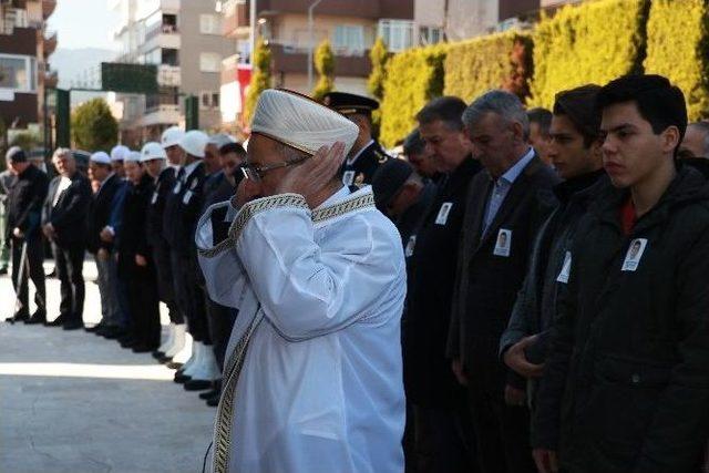 Polis Memuru Öksüz Son Yolculuğuna Uğurlandı