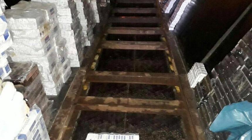 Şanlıurfa&rsquo;da 35 Bin 760 Paket Ka&ccedil;ak Sigara Ele Ge&ccedil;irildi