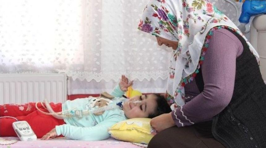 Minik Firdevs, Tedavisinde Gerekli İlacın Getirilmesi İ&ccedil;in Cumhurbaşkanı Erdoğan Yardım İstedi