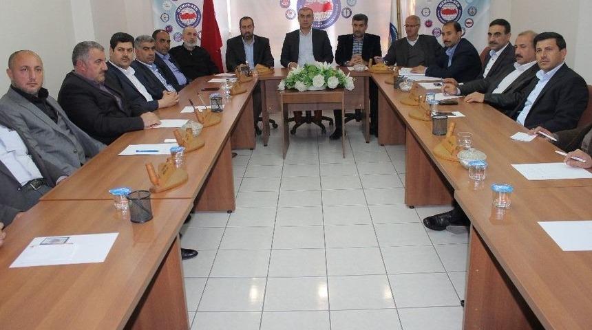 Diyanet-sen Elazığ Şubesi Referandum Kararını A&ccedil;ıkladı