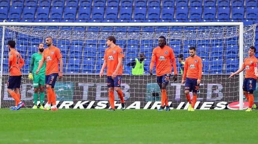 Medipol Başakşehir Zora Soktu