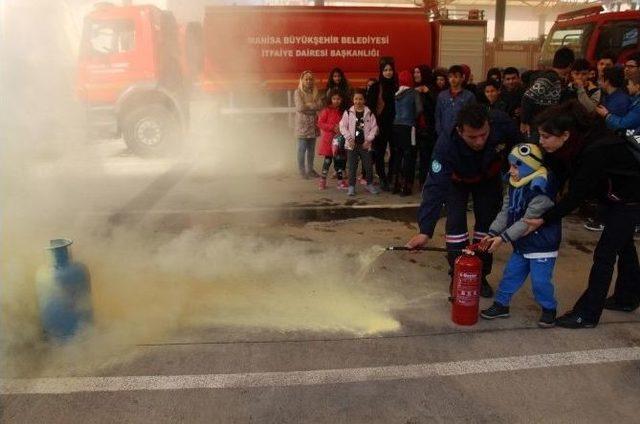 Koruma Altındaki Çocuklara Ve Personele Yangın Eğitimi