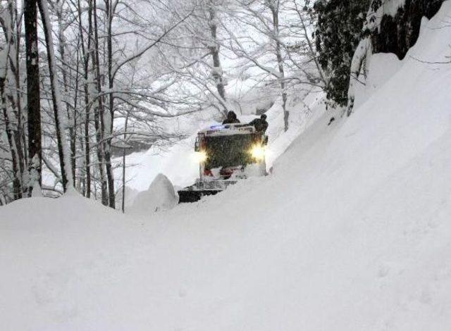 Rize’De Köylerde Mahsur Kalan 3 Hasta Kurtarıldı 3