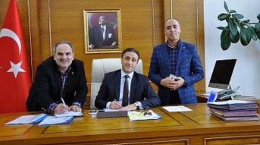 Belediye İş&ccedil;ilerle Toplu S&ouml;zleşme İmzaladı