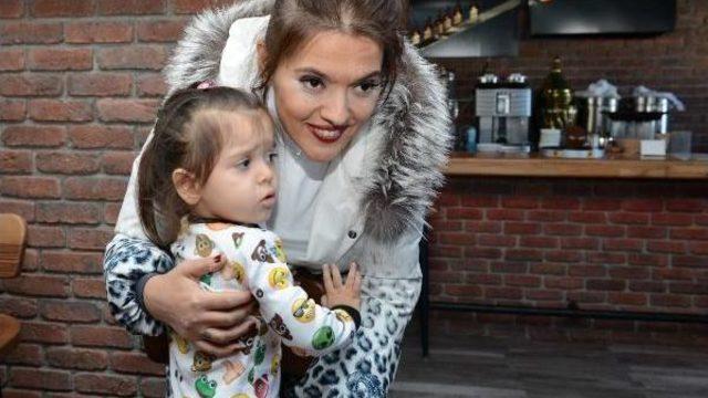 Demet Akalın: Aleyna 16 Yaşında Böyle Ise 30'unda Ne Olur?