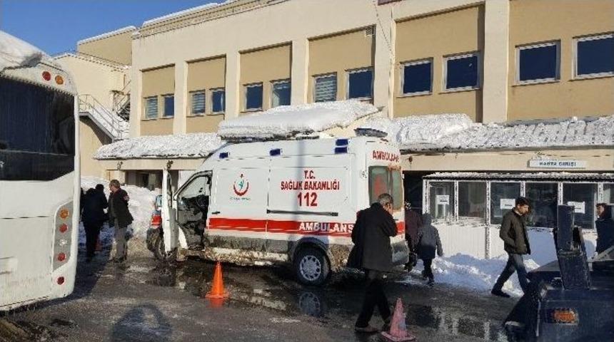 Muş&rsquo;ta Bı&ccedil;aklı Ve Silahlı Kavga: 7 Yaralı