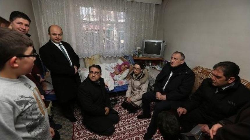 Bolu Belediye Başkanı Yılmaz 5 Hastayı Ziyaret Etti