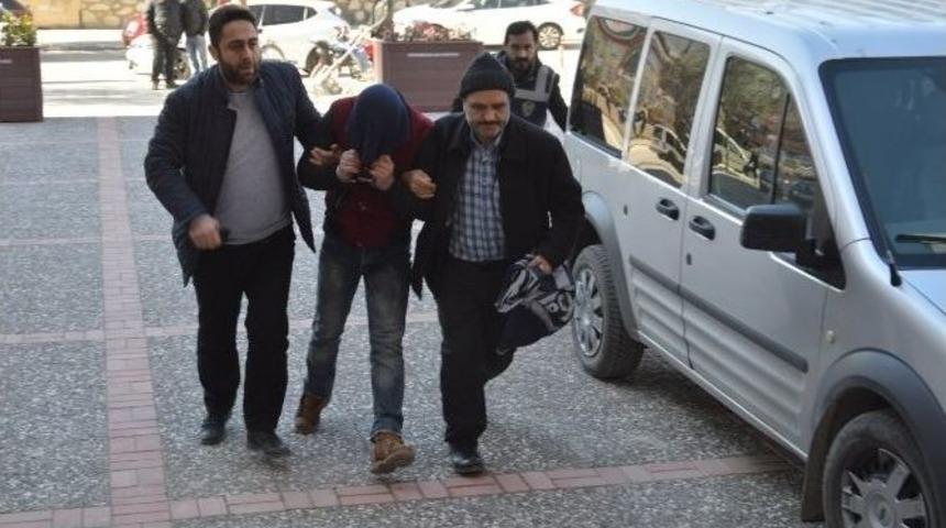 Silahlı Market Soyguncusu Ve G&ouml;zc&uuml;s&uuml; Tutuklandı