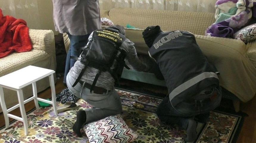 22 Adrese Uyuşturucu Operasyonu