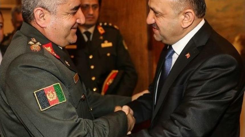 Bakan Işık, Afganistan Genelkurmay Başkanı Orgeneral Shahim&rsquo;i Kabul Etti