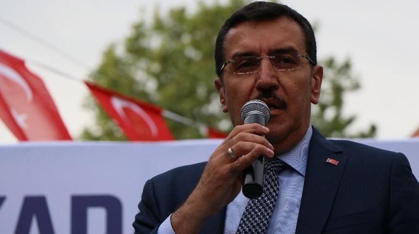 Bakan T&uuml;fenkci: &ldquo;16 Nisan&rsquo;dan Sonra T&uuml;rkiye Şaha Kalkacak&rdquo;