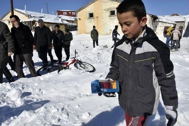 Vali Memiş’ten Ahır İncelemeleri