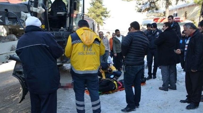 Greyderin &Ccedil;arptığı Yaşlı Adam Hayatını Kaybetti