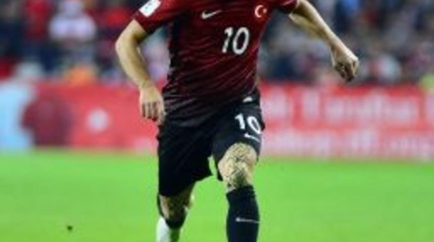 Hakan &Ccedil;alhanoğlu, Futboldan 4 Ay Men Edildi