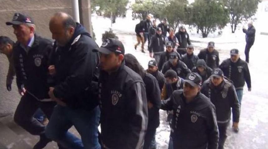 81 Ilde Eş Zamanlı Operasyon