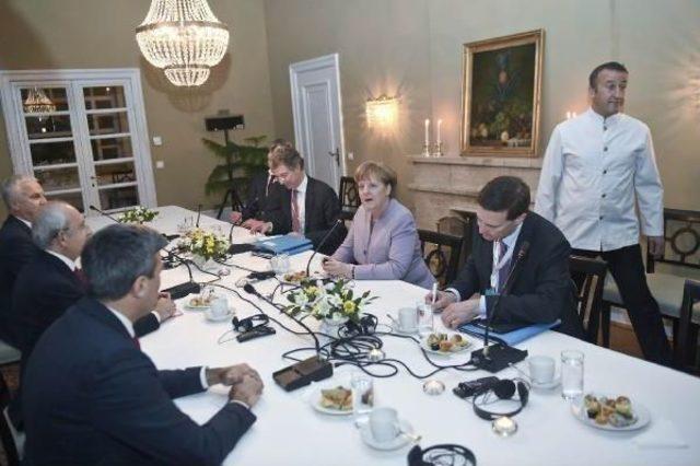 Kemal Kılı&ccedil;daroğlu, Angela Merkel Ile G&ouml;r&uuml;şt&uuml; 1