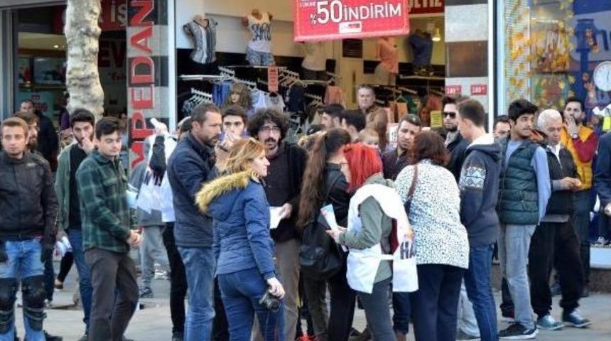 &Ccedil;orlu'da Ak Partililer Ile Hdp'liler Arasında Tartışma