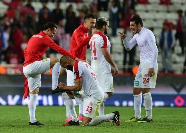 Antalyaspor-Kayserispor Maçı Ek Fotoğraflar