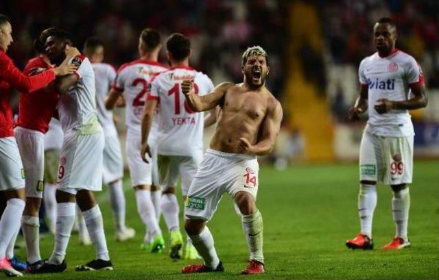 Antalyaspor-Kayserispor Maçı Ek Fotoğraflar