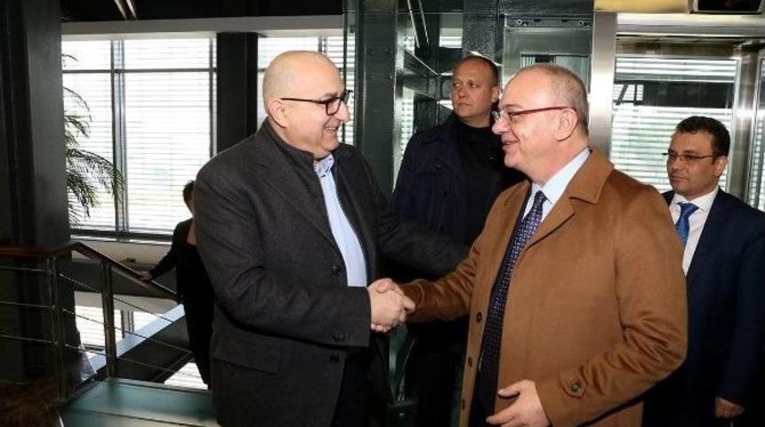 Elektrikli Otob&uuml;s Manisa Osb&rsquo;de G&ouml;r&uuml;ş&uuml;ld&uuml;