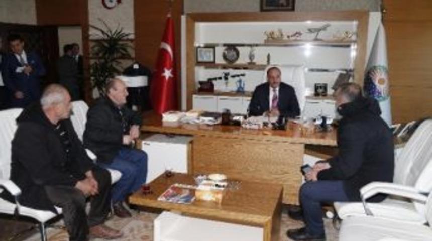 G&ouml;lbaşı Belediyesinde Halk G&uuml;nlerine Yoğun İlgi