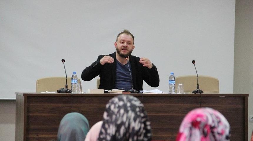 Abdullah Reha Nazlı: "internet, Kitabın Yerini Almıyor"