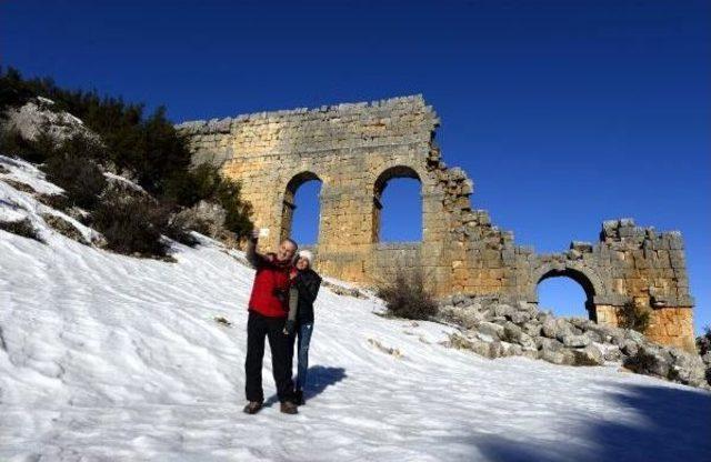 Mersin de D&ouml;rt Mevsim 1