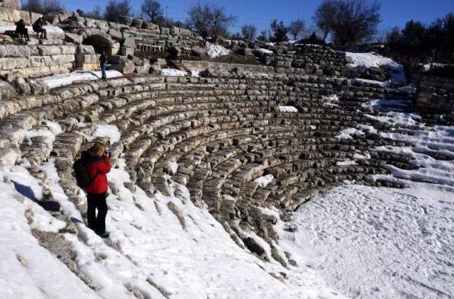 Mersin de D&ouml;rt Mevsim 3