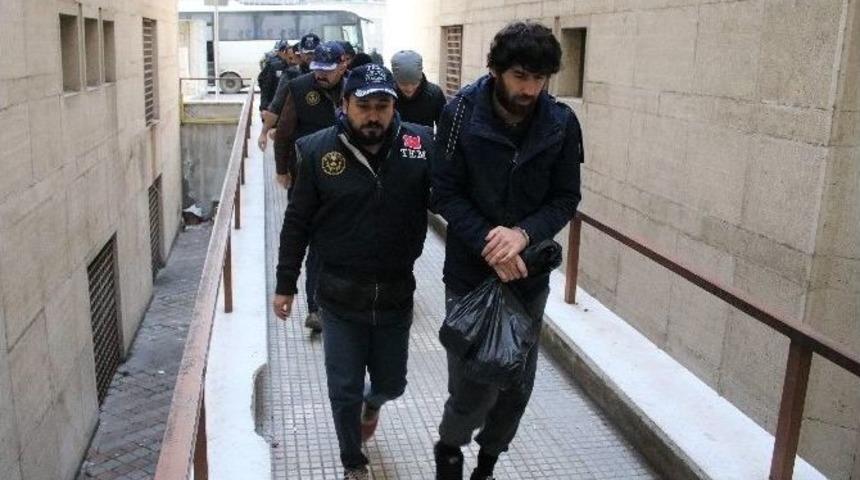 Deaş İ&ccedil;in &Ccedil;atışmaya Gideceklerdi, Bursa&rsquo;da Yakalandılar