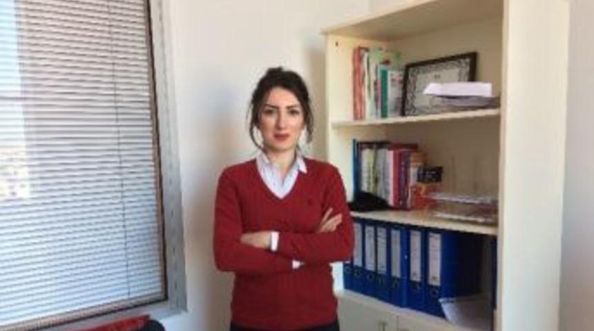 Tanşıldızı: &ldquo;sadece T&uuml;t&uuml;n Kontrol&uuml; İle Kanserin &Uuml;&ccedil;te İkisi &Ouml;nlenebilir&rdquo;