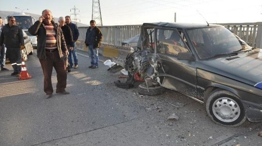 Ka&ccedil;arken Kaza Yapan Hırsızlık Zanlıları Yakalandı