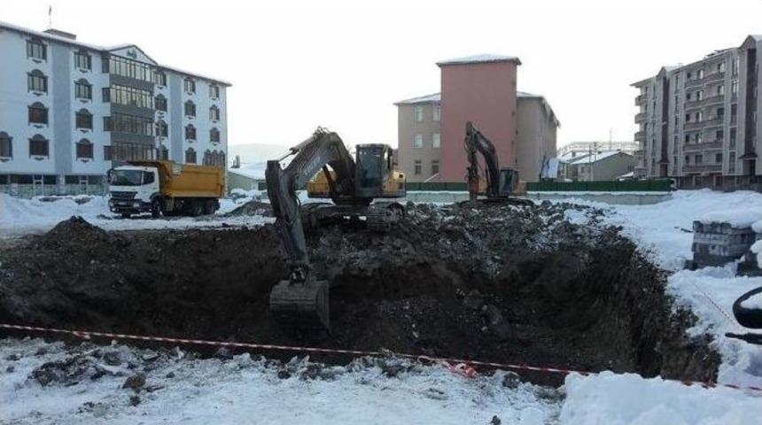 Eksi 30 Derecede Okul İnşaatının Temelini Attılar