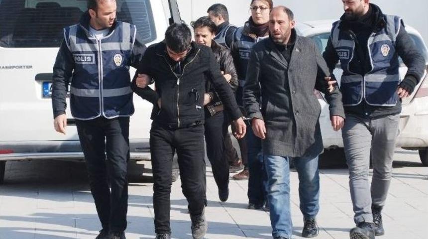 &Uuml;&ccedil; Marketi Soyan Ş&uuml;pheliler Tutuklandı