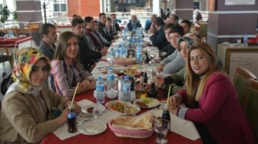 Ubdder İl&ccedil;e Başkanları Tatvan&rsquo;da Bir Araya Geldi