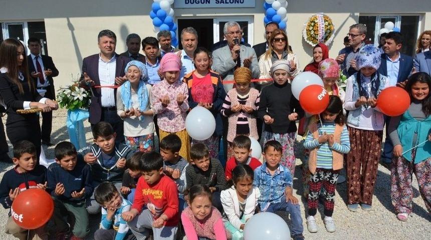 Yunusemre&rsquo;den Kırsala Hizmet S&uuml;r&uuml;yor