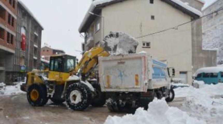 Niksar&rsquo;da Karla M&uuml;cadelenin Bedeli 300 Bin Tl