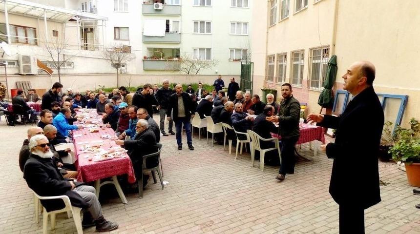 Ak Parti Mudanya İl&ccedil;e Başkanı Kaya Esnaf Ve Vatandaşla Bir Araya Geldi