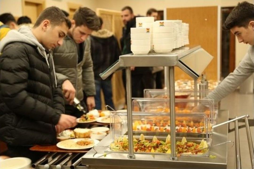 Başarı &Ouml;ğrencilerden, Tatil Belediyeden