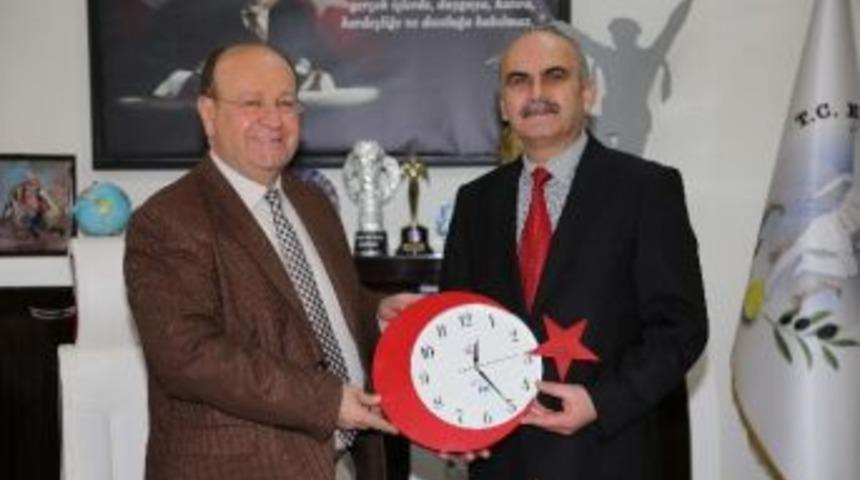 Ptt Aydın Başm&uuml;d&uuml;r&uuml; Candan&rsquo;dan Başkan &Ouml;zakcan&rsquo;a Ziyaret