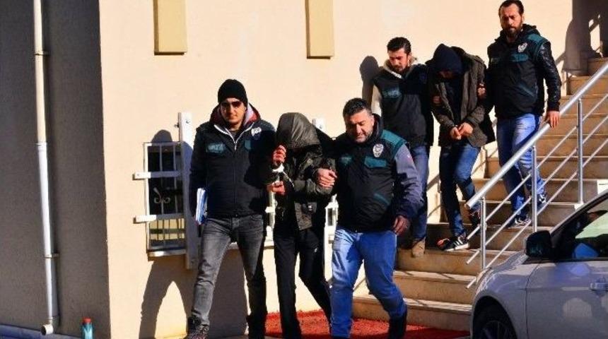 10 Kilo Esrarla Yakalandılar