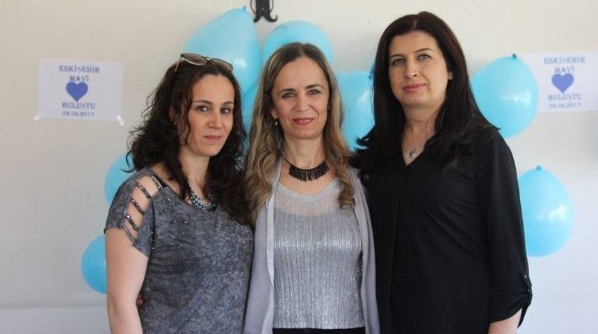 Diyabet Hastası &Ccedil;ocuklar Seslerini Duyurmak İ&ccedil;in Bir Araya Geldi