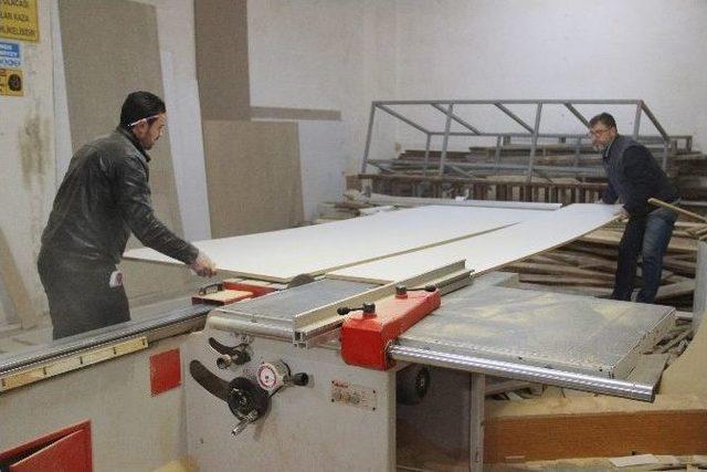 Dolardaki Yükseliş, Fuar Hizmeti Veren Şirketleri Etkiledi 1