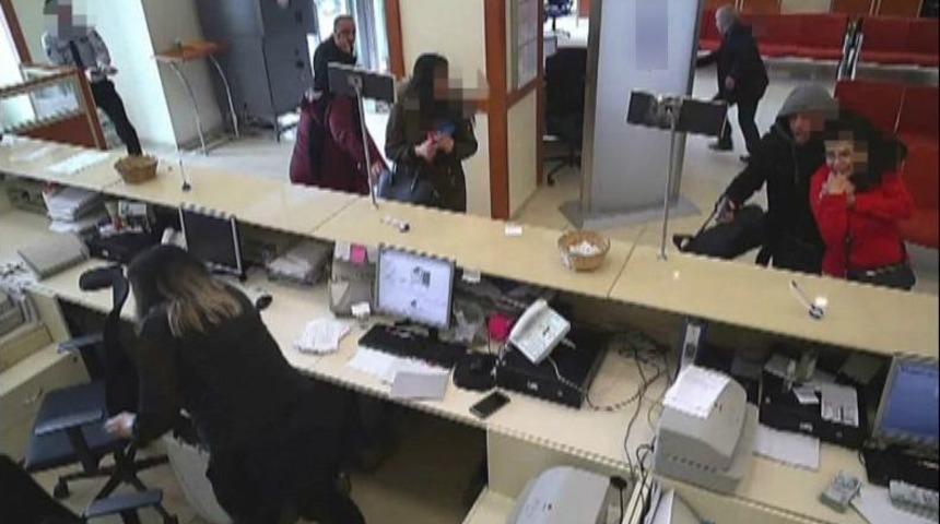 Pendik&rsquo;te Yaşanan Silahlı Soygun Girişimi Kamerada