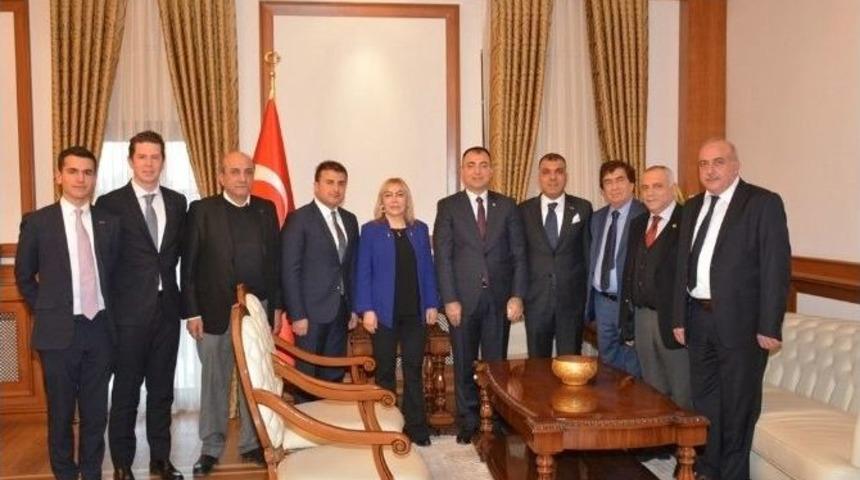 İş D&uuml;nyası Temsilcileri Vali Toprak&rsquo;ı Ziyaret Etti