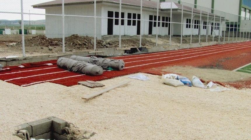 Arabanlılar Yeni Statlarının Tamamlanmasını İstiyor