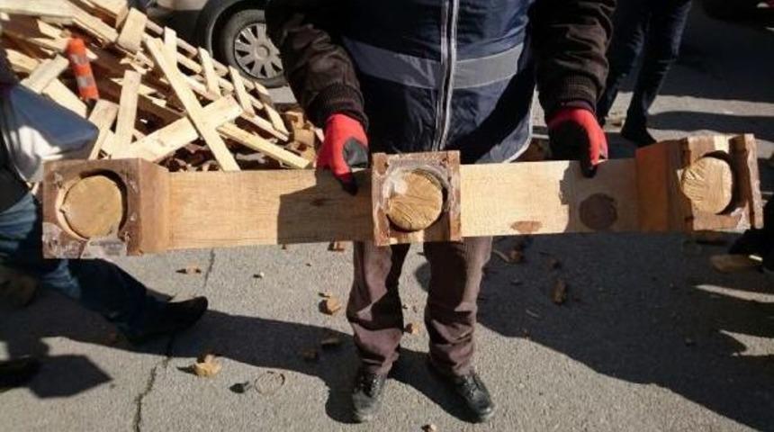 Tır'da Ahşap Paletler Arasındaki 99 Kilo Eroini 'ma&ccedil;o' Buldu