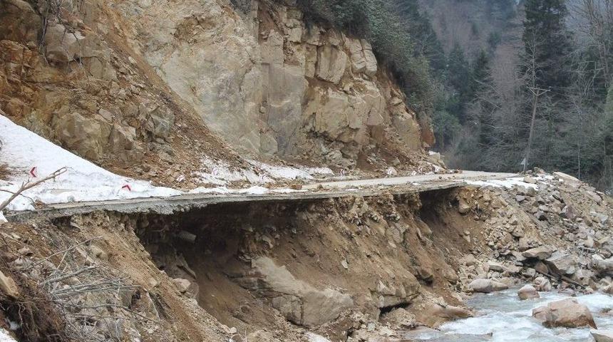 İkizdere Cimil Grup Yolu İlgi Bekliyor