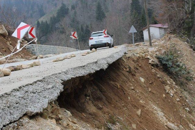 İkizdere Cimil Grup Yolu İlgi Bekliyor