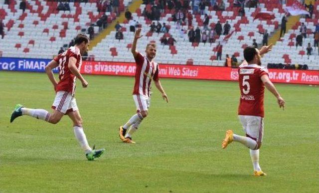 Sivasspor-Manisaspor Fotoğrafları 1